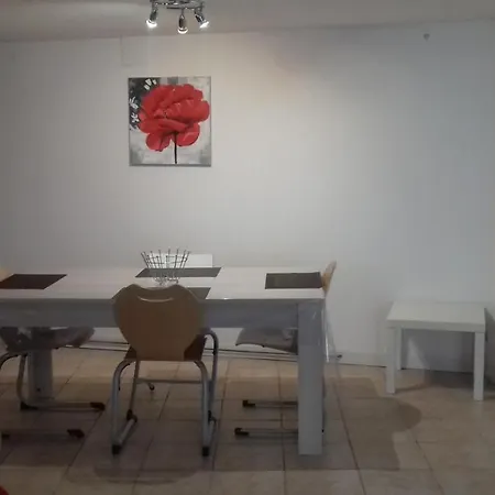 Cosy Feriehus Périgueux